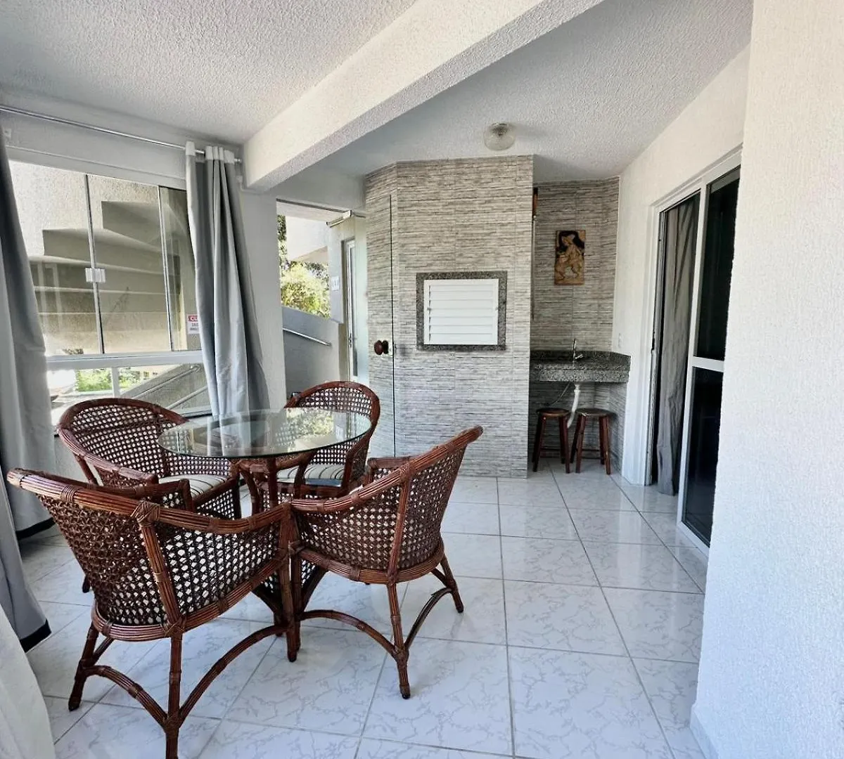 Apartamento Terreo Praia De Bombinhas Sc Brasil